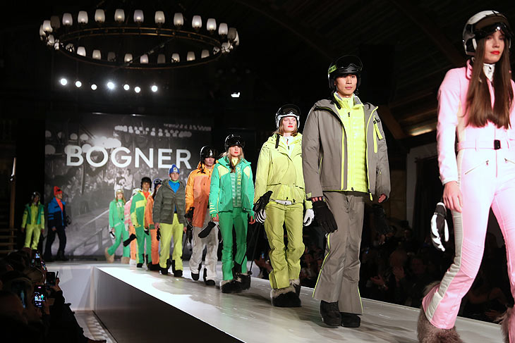 Fashion Show „BOGNER CELEBRATES MARIA 23“ der Herbst/Winter Kollektion 2023/2024 als Tribute für Maria Bogner’s erste Kollektion und Modenschau 1948im Hofbräuhaus am 19.01.2023 (Photo by Gisela Schober/Getty Images/PR für Bogner)